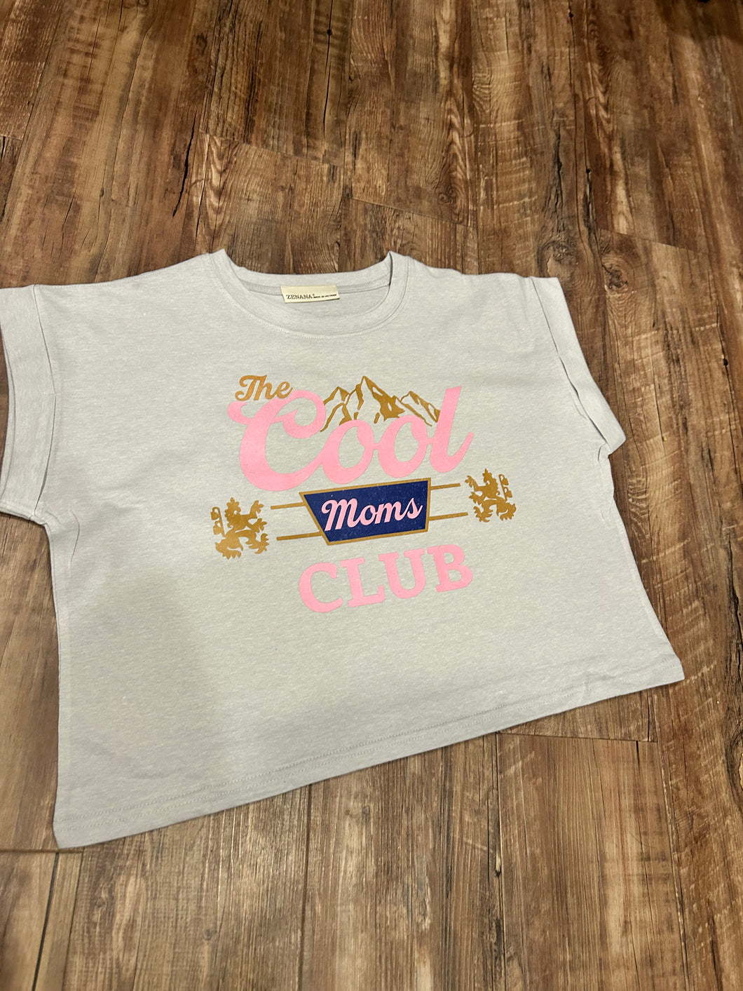 Light grey “Cool Moms Club” beer logo t-shirt