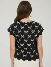 Load image into Gallery viewer, Black short sleeve bow sweater
