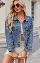 Load image into Gallery viewer, Denim &amp; pearls diamond pattern denim jacket
