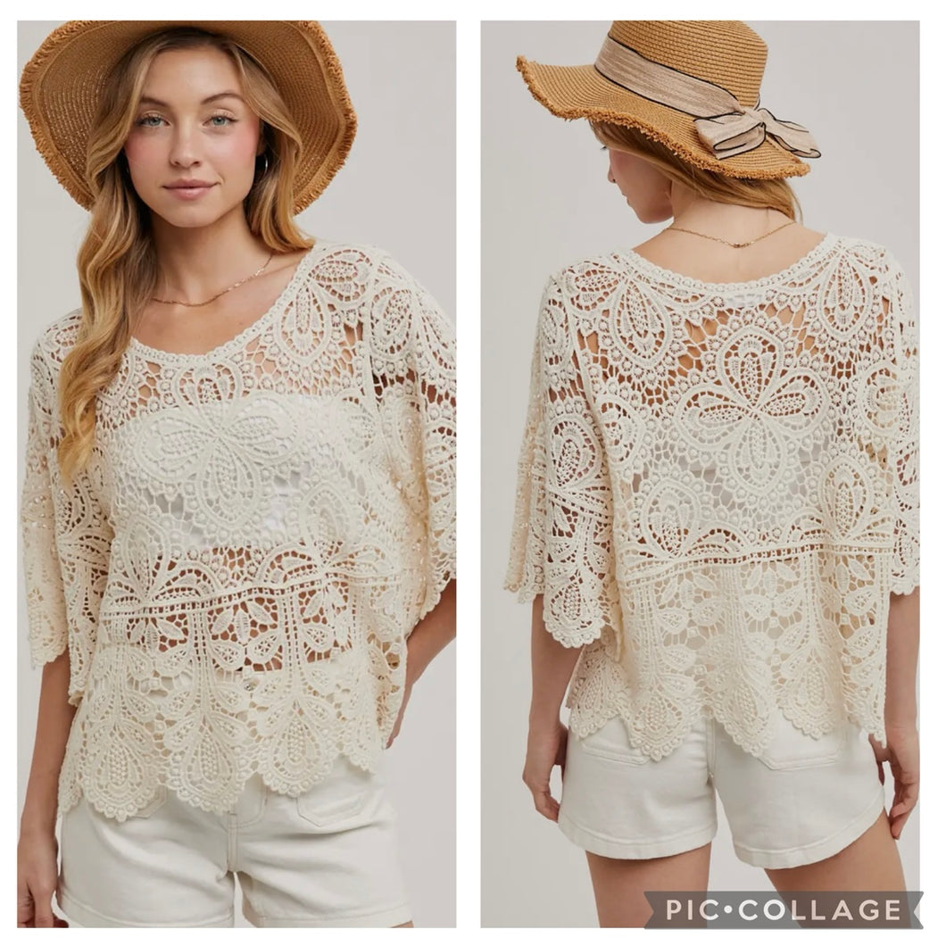 Cream medallion 3/4 sleeve crotchet top