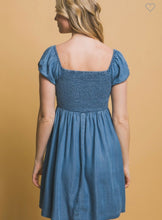 Load image into Gallery viewer, Denim short sleeve scrunch dress
