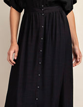 Load image into Gallery viewer, Black linen flowy maxi skirt with button accent
