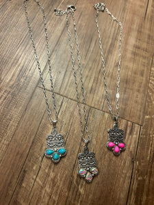 Boot stitch necklace