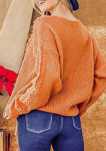 Load image into Gallery viewer, Pumpkin knit bow sweater with bow
