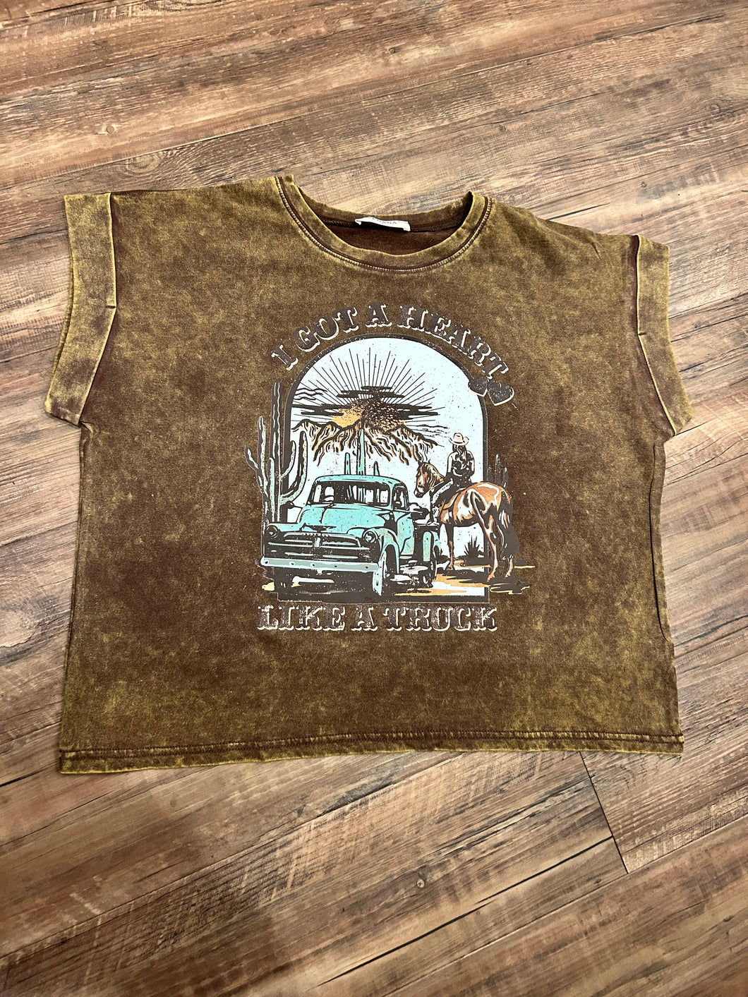 Mahogany acid wash I gotta heart truck western t-shirt