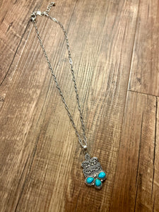 Boot stitch necklace