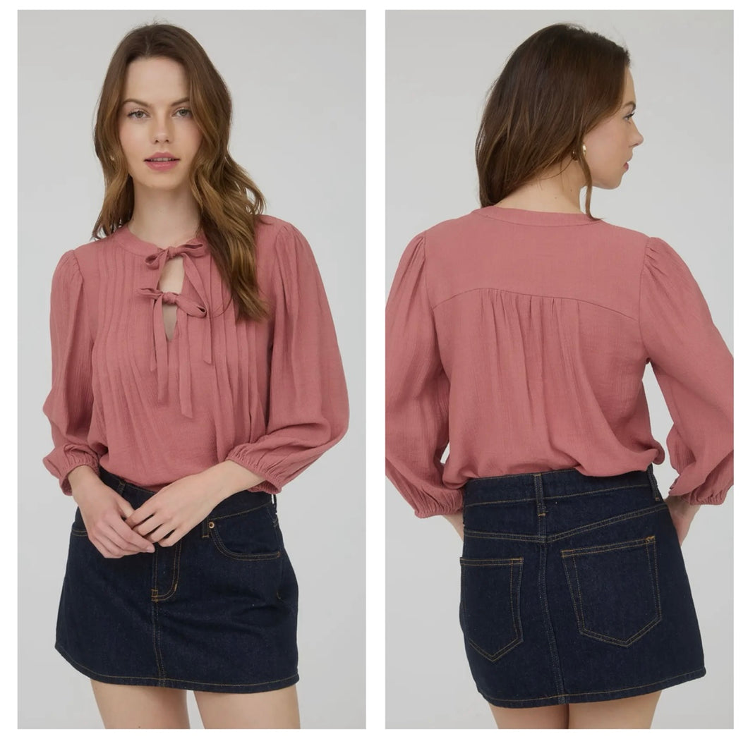 Mauve 3/4 sleeve top with bow tie front