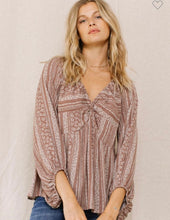 Load image into Gallery viewer, Mocha &amp; cream floral long sleeve top
