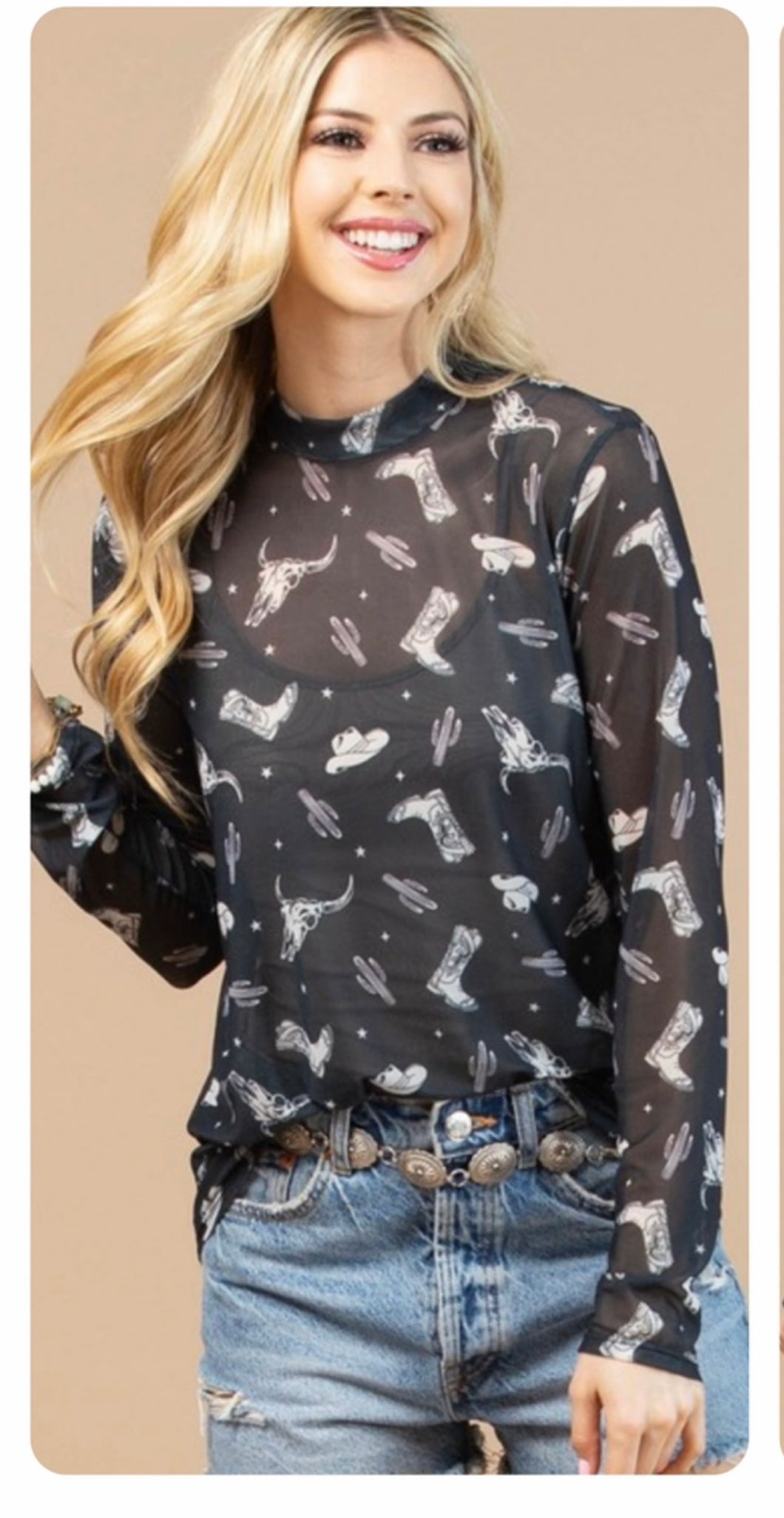 Black & white steer head & boot mesh