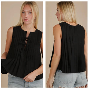 Black pleated tank with bow front